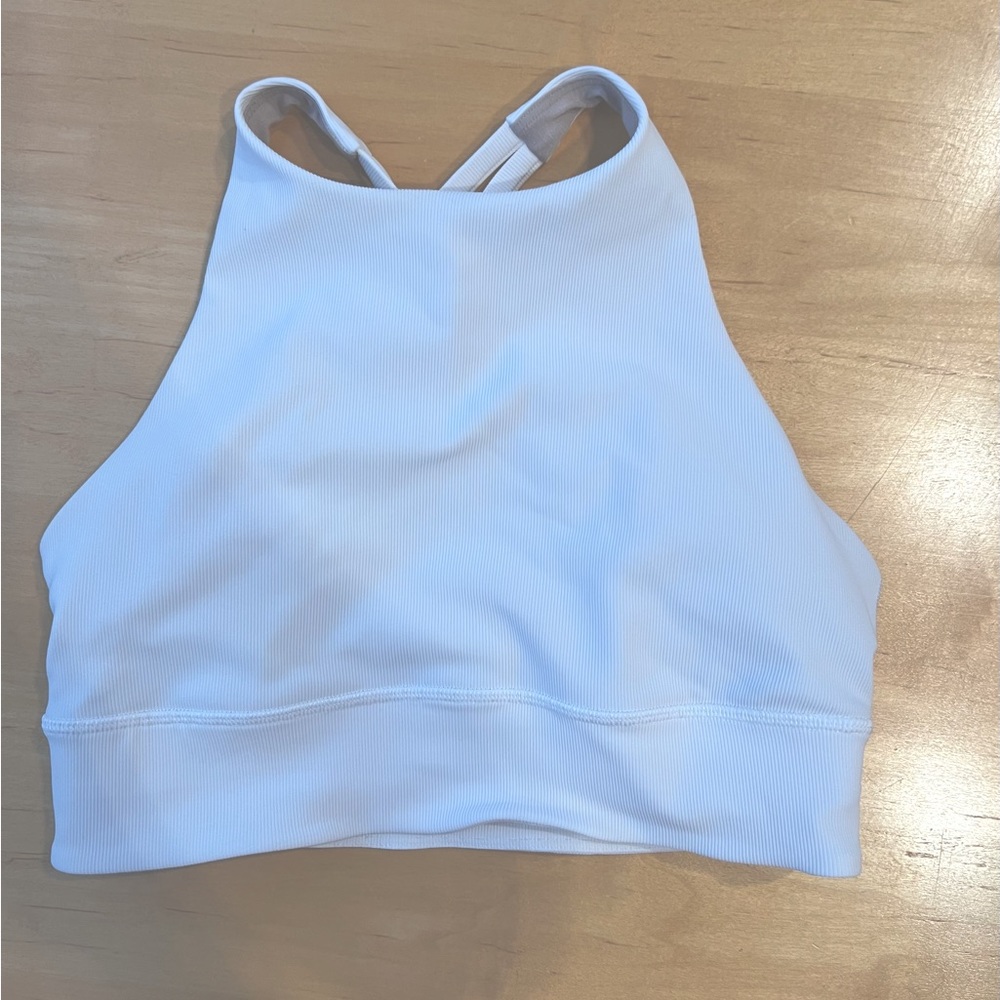 Lululemon white sports bra worn once. #lululemon #fitness #basics